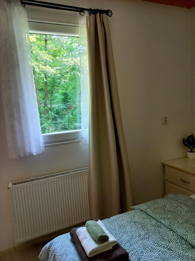 Apartmany Kocanda Jesenice  Buitenkant foto